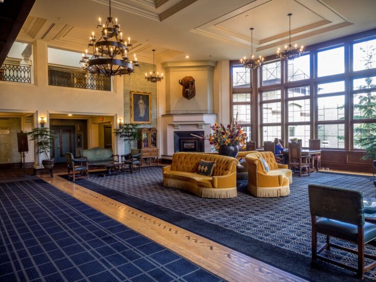 Top 5 PetFriendly Hotels in Banff Travel Banff Canada