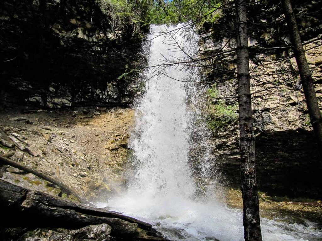 Best waterfall hikes in Kananaskis - troll falls near calgary