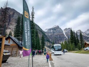 Lake Louise Shuttle - What You Need to Know for 2022 - Travel Banff Canada