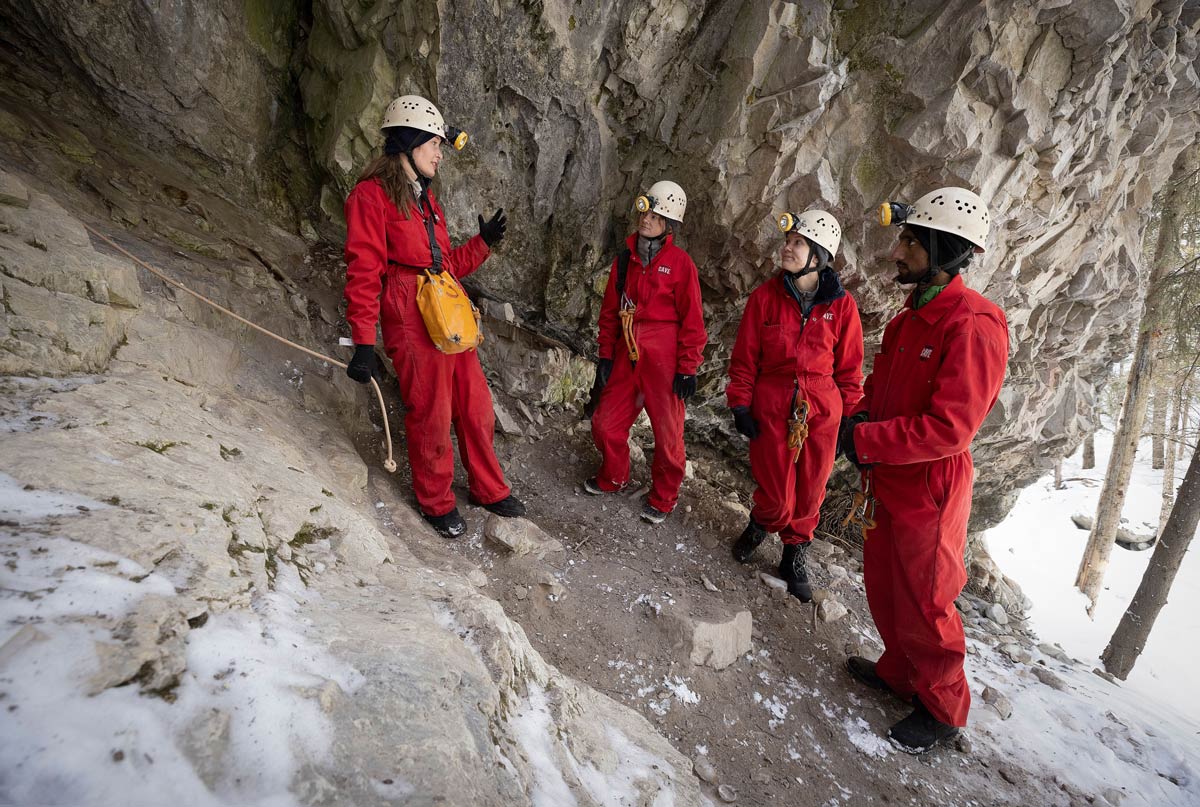 Canmore-Cave-Tours Canmore-Cave-Tours