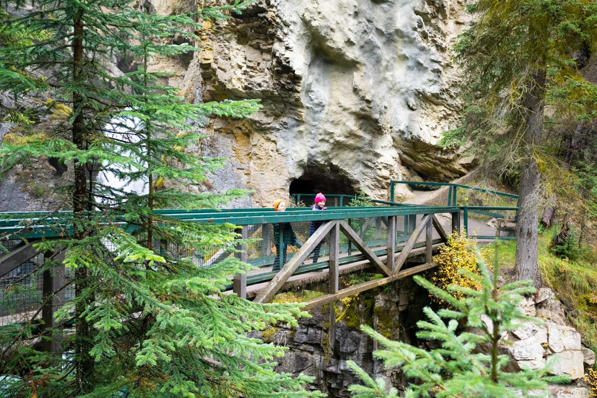 Kids at entrance to Lower Falls at Johnston Canyon.