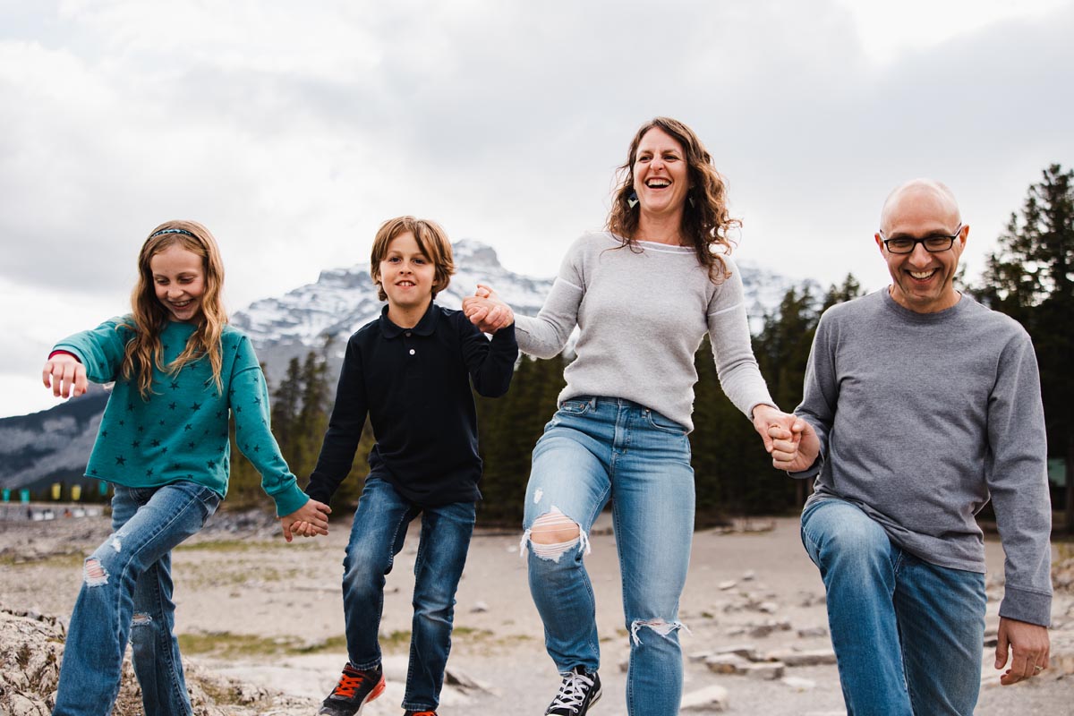 Brewer family at Lake Minnewanka

