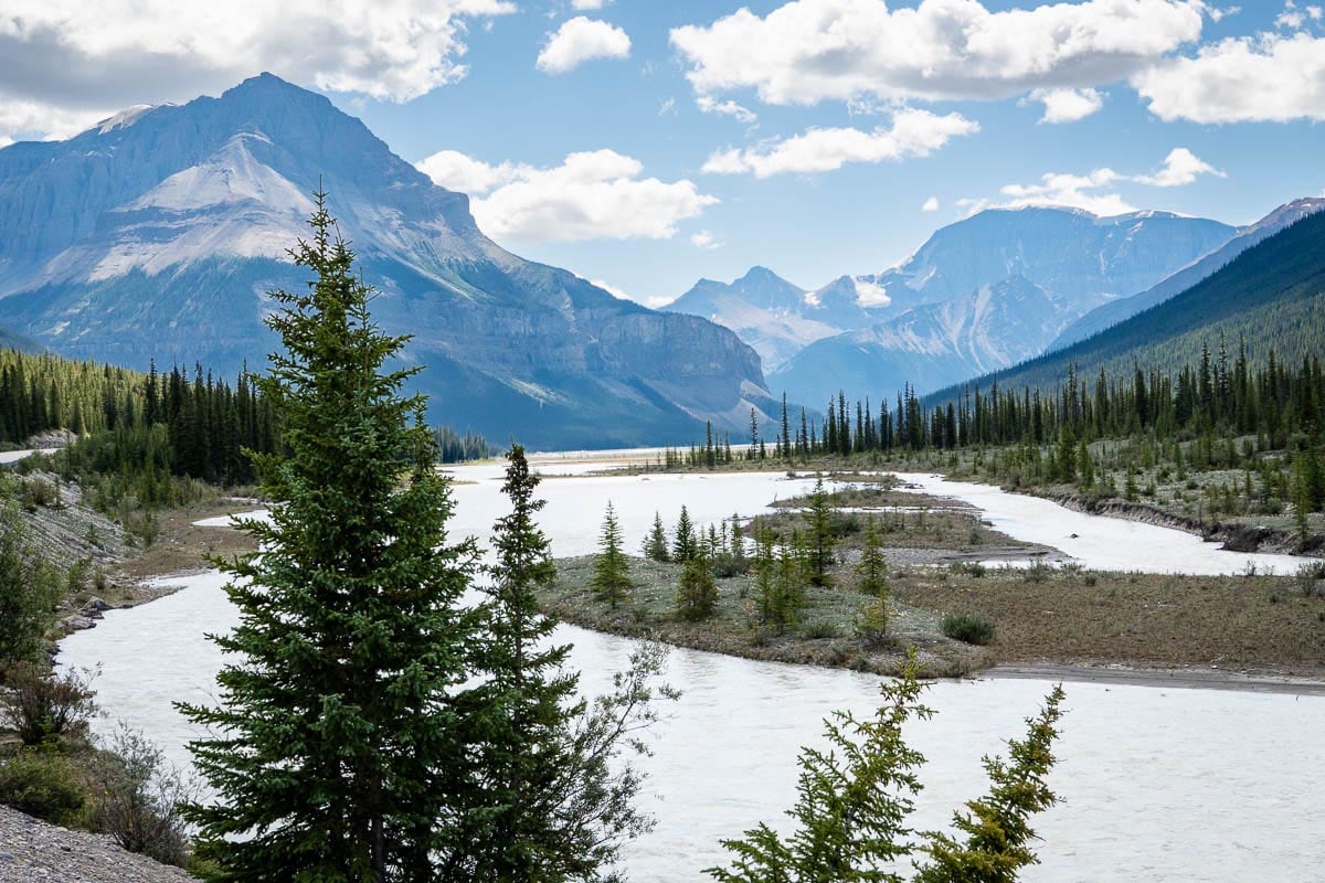 Icefields Parkway Lookout Lookout along Icefields Parkway