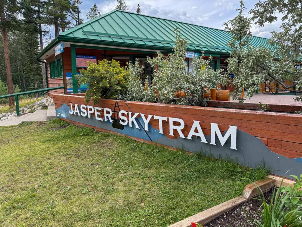 The sign at Jasper SkyTram lower terminal.