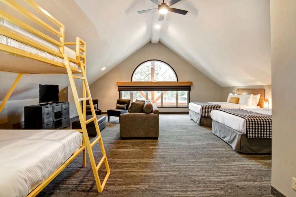 The Canalta Lodge is one of the few Banff hotels with bunk beds.